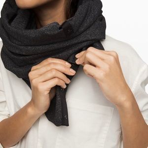 Lululemon Vinyasa Scarf 🧣